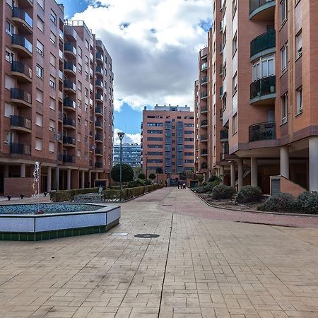Valencia Flat Rental Swim And Paddle Chambre photo