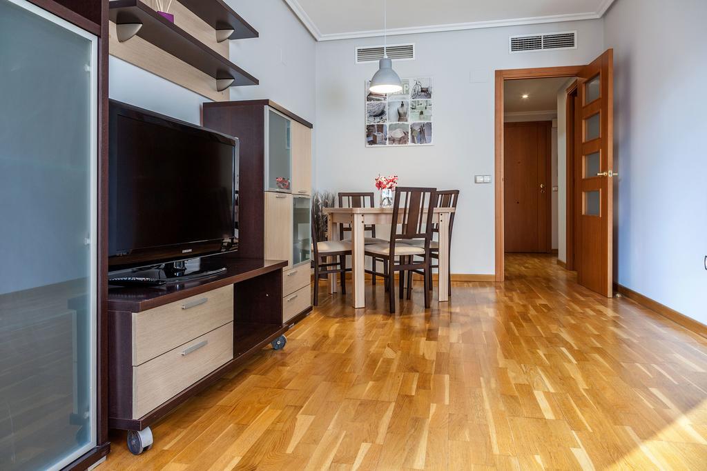 Valencia Flat Rental Swim And Paddle Chambre photo
