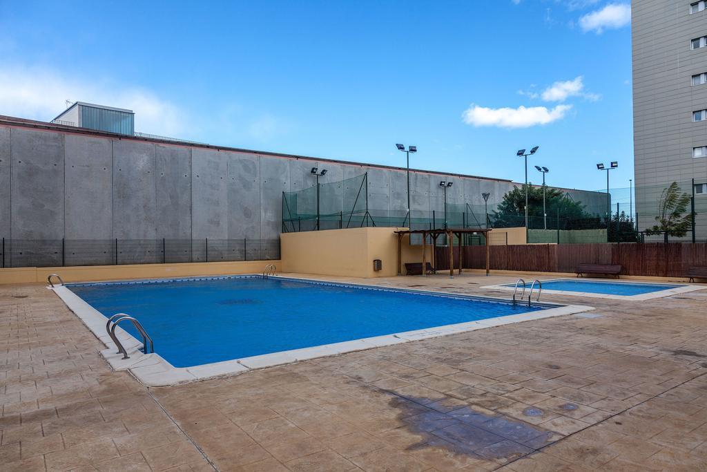 Valencia Flat Rental Swim And Paddle Chambre photo